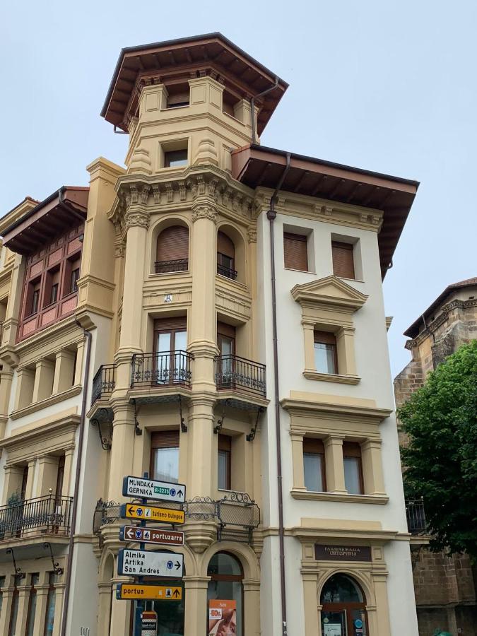Апартаменты Taraska Barria. Centrico Y Coqueto En Zona Tranquila Бермео Экстерьер фото